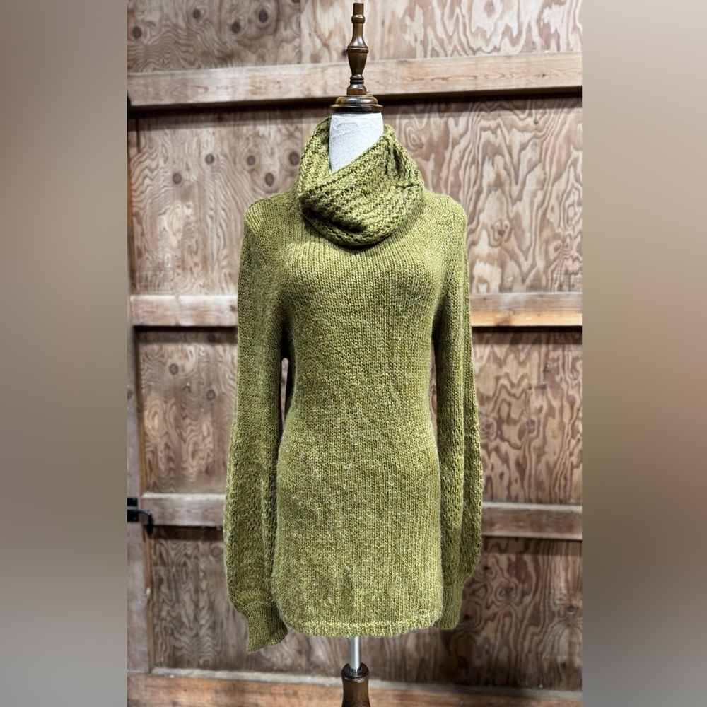 MOTH Anthropologie Alpaca Blend Cowl Neck Sweater Size Marked Large Fits Medium